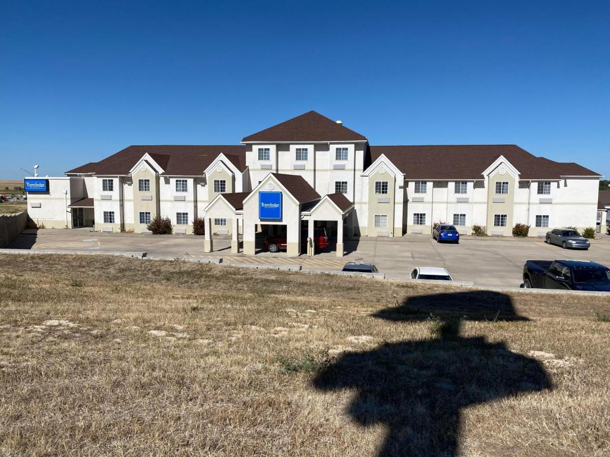 Chadron Inn & Suites Exterior photo